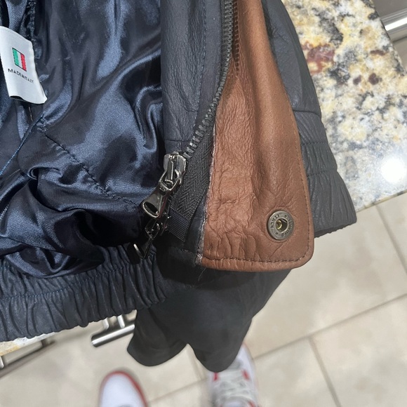 Authentic Italian leather Jacket from Florence Italy - Picture 5 of 7